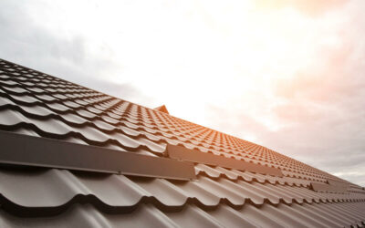 Plokščias ar dvišlaitis stogas – kuris iš jų yra pigesnis?