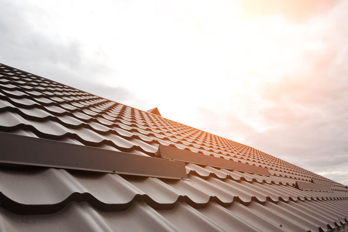 Plokščias ir dvišlaitis stogas – kainų ir konstrukcijų palyginimas